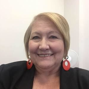 Meet your Posher, Debby